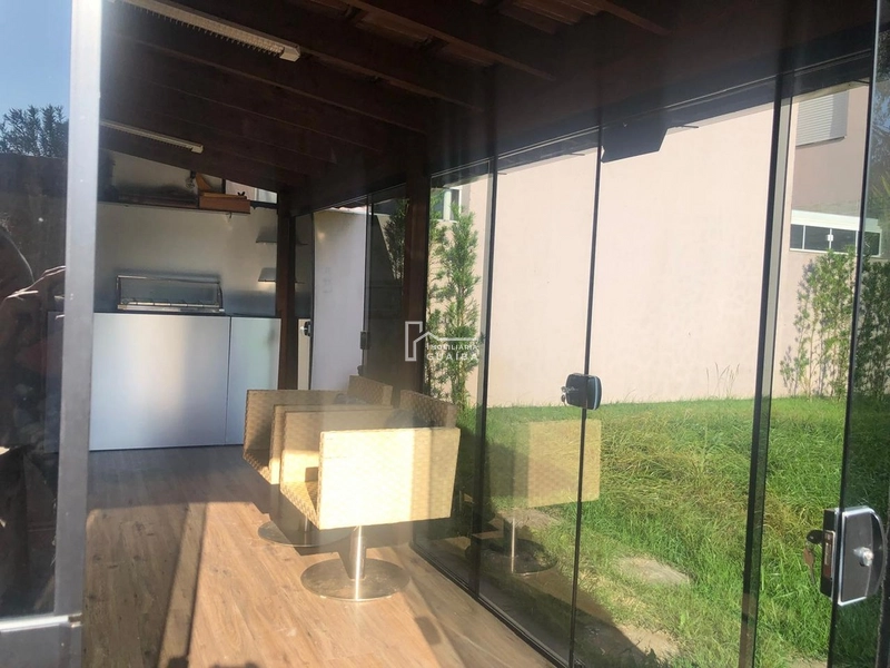 Adequado para Moradia e comércio: 13ª foto da galeria de imagens do imóvel