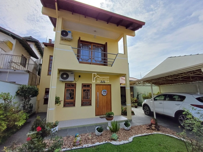 Sobrado dos Sonhos: Elegância e Conforto em Cada Detalhe!