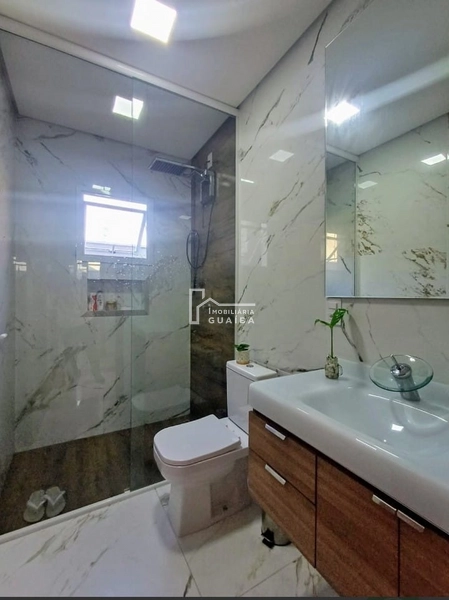 Linda residência.: 9ª foto da galeria de imagens do imóvel