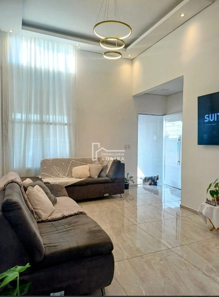 Linda residência.: 6ª foto da galeria de imagens do imóvel