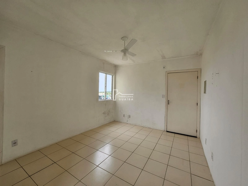 ultimo andar, bem privativo, em frente da rua Adão Foques.: 6ª foto da galeria de imagens do imóvel