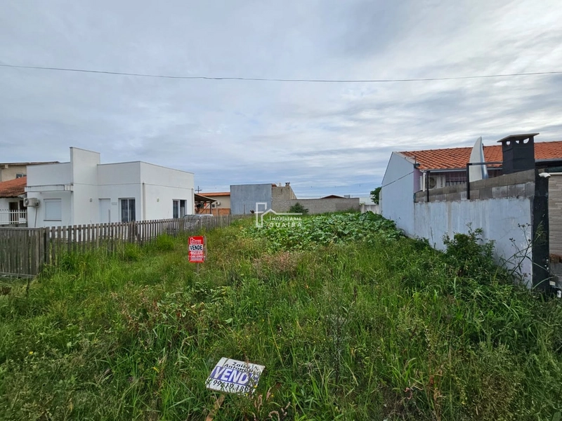 terreno bem localizado: 2ª foto da galeria de imagens do imóvel