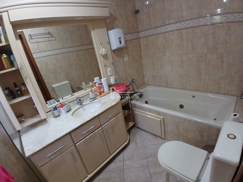 CASA COM 3  DORMITÓRIOS SENDO 2 COM SUÍTE: 7ª foto da galeria de imagens do imóvel