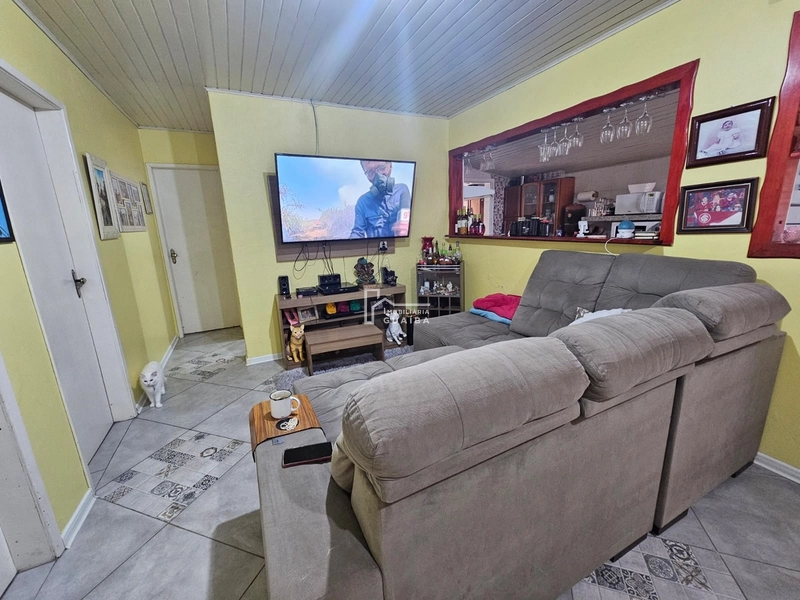 Casa com piscina bairro Colina: 5ª foto da galeria de imagens do imóvel