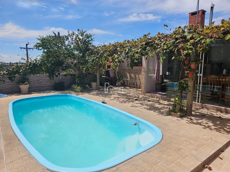 Casa com piscina bairro Colina: 16ª foto da galeria de imagens do imóvel