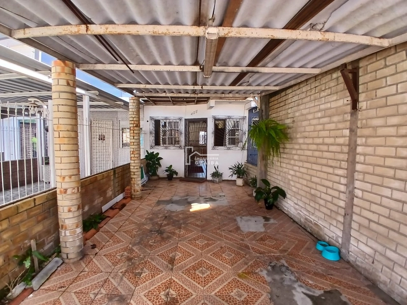 Lindo sobrado á  venda no bairro Jardim dos lagos 1