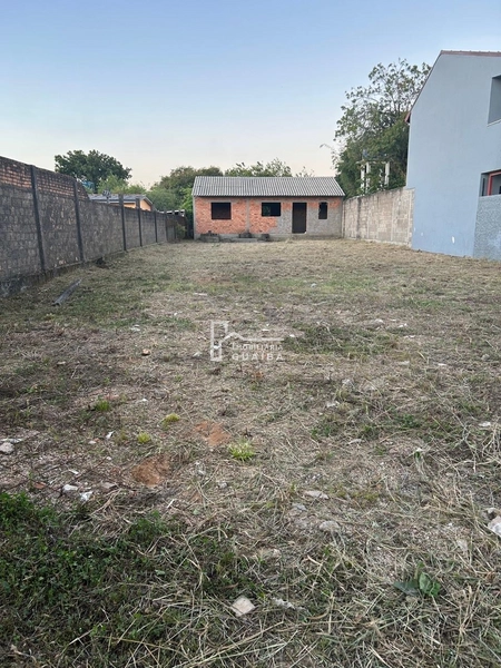 Excelente terreno com 720m²: 4ª foto da galeria de imagens do imóvel