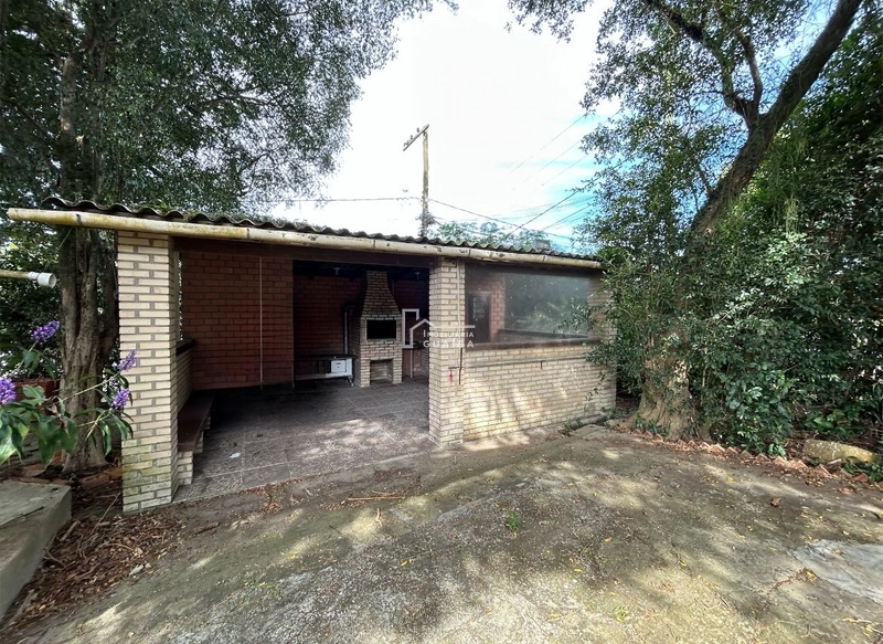 Seu encanto no bairro em meio a natureza: 3ª foto da galeria de imagens do imóvel