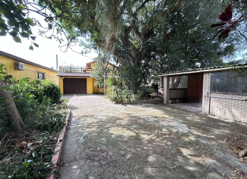 Seu encanto no bairro em meio a natureza: 4ª foto da galeria de imagens do imóvel