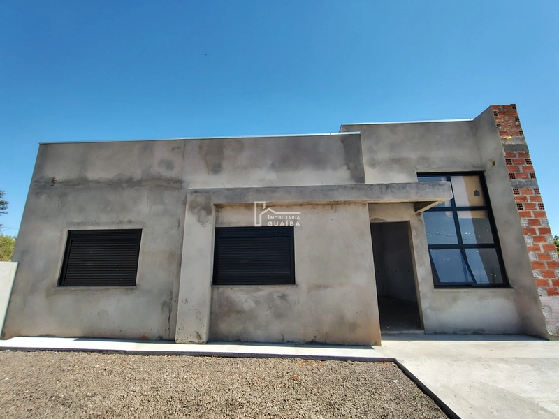 Casa com 3 dormitórios com suíte