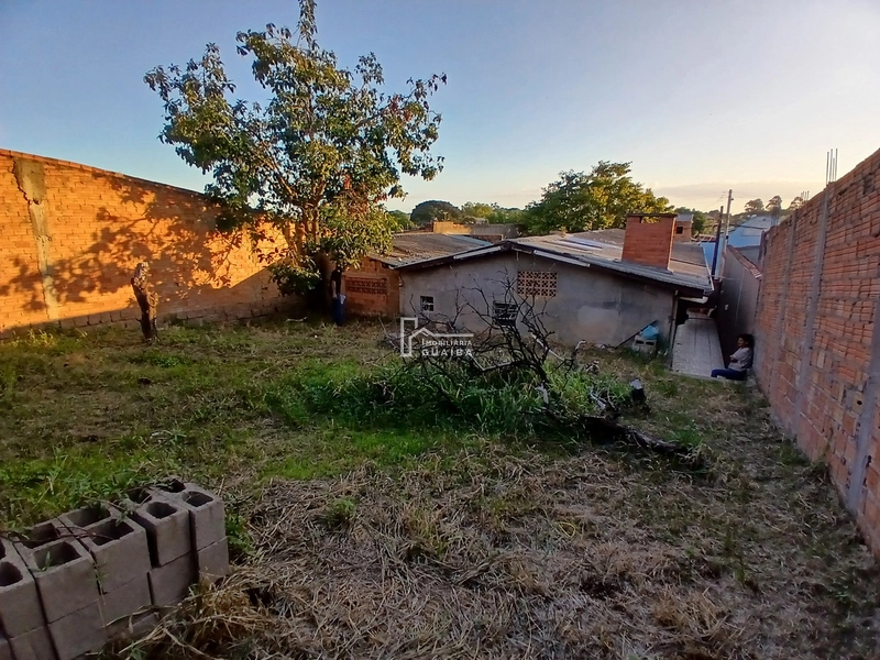 CASA COM 3 DORMITÓRIOS E 2 BANHEIROS: 7ª foto da galeria de imagens do imóvel