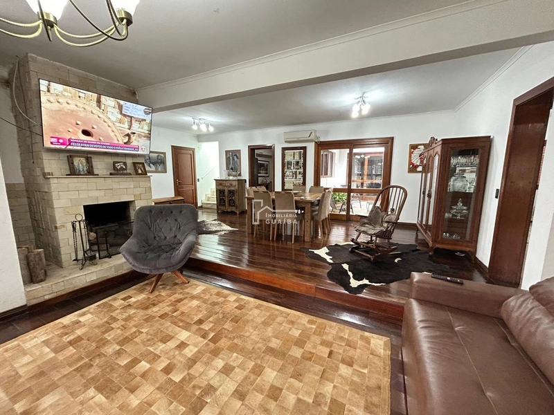 BELÍSSIMA CASA NA ORLA DO GUAÍBA!: 3ª foto da galeria de imagens do imóvel