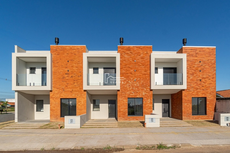 Lindo Sobrados a venda em Eldorado do Sul: 1ª foto da galeria de imagens do imóvel