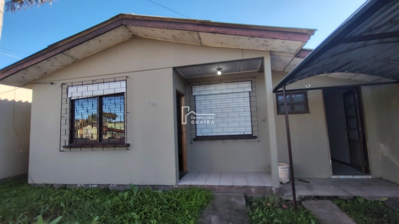 Ótima casa com 3 dormitórios