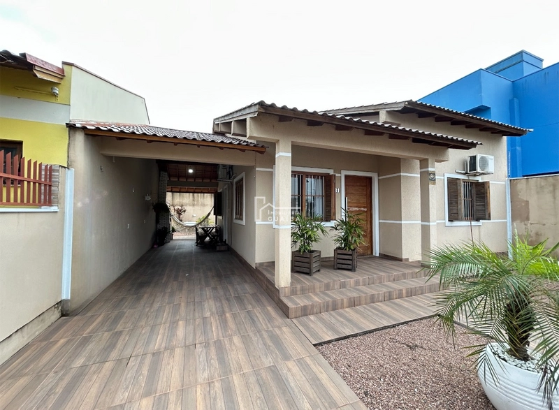 Belíssima Casa com Suíte – Excelente Localização!: 2ª foto da galeria de imagens do imóvel