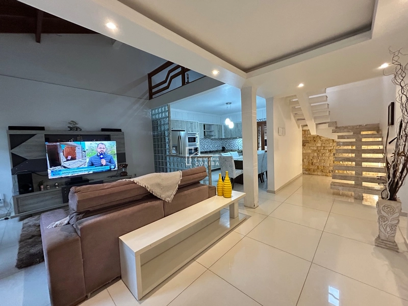 CASA ACONCHEGANTE NO JARDIM DOS LAGOS!: 4ª foto da galeria de imagens do imóvel