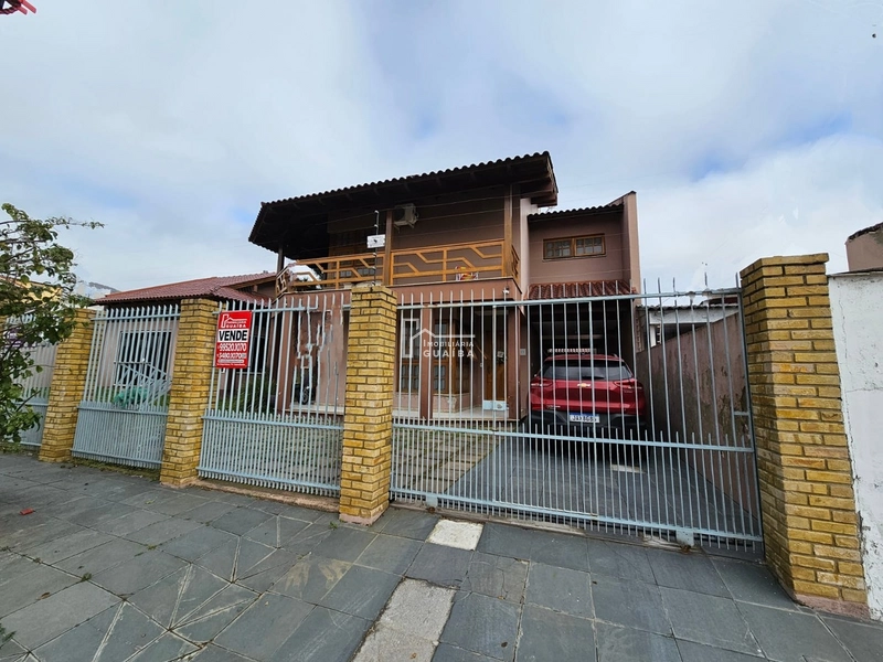 Belíssima casa no bairro Colina: 3ª foto da galeria de imagens do imóvel