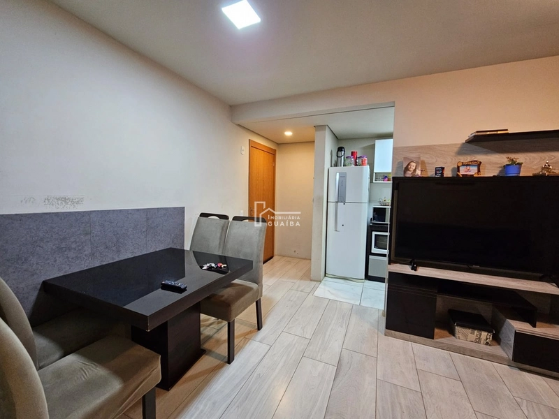 apartamento térreo, sua garagem a frente da janela.: 9ª foto da galeria de imagens do imóvel