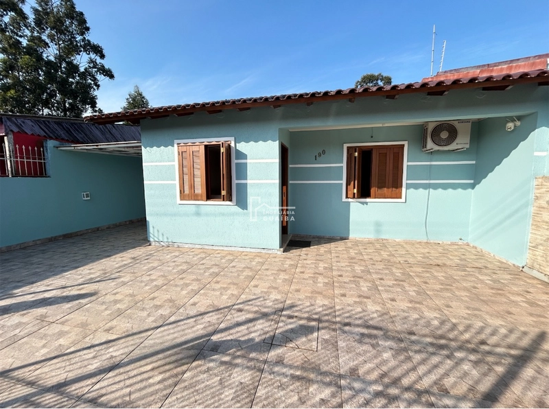 Ótima casa com 2 dormitórios - Excelente Localização!