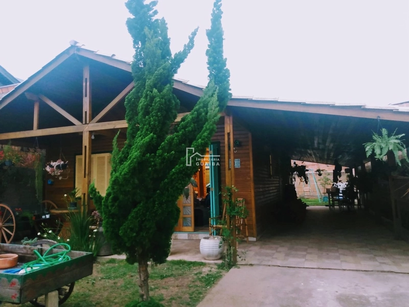 Charmoso Chalé!: 2ª foto da galeria de imagens do imóvel