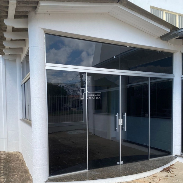 AMPLO PAVILHÃO PARA INDÚSTRIA OU COMÉRCIO: 3ª foto da galeria de imagens do imóvel