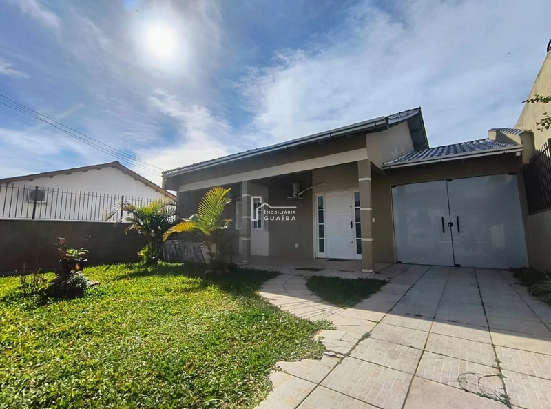 Casa em Avenida.: 1ª foto da galeria de imagens do imóvel