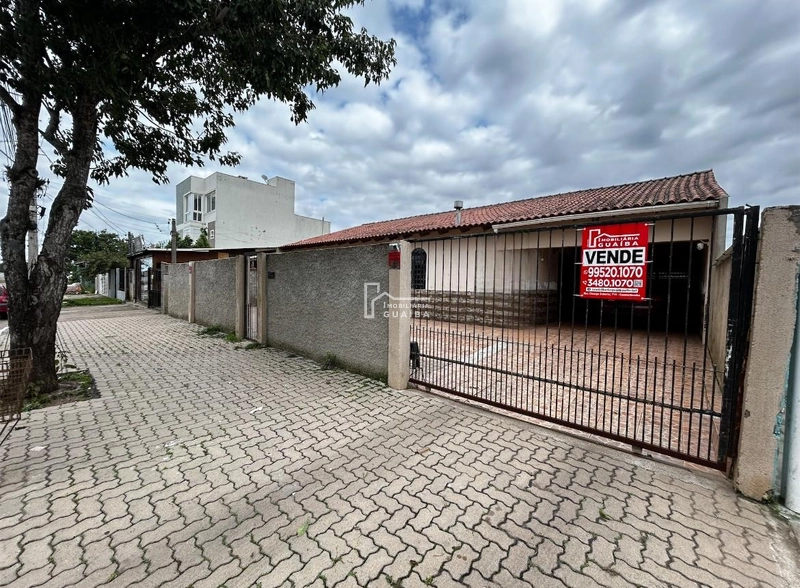 Casa com 4 Quartos sendo 2 Suítes –: 2ª foto da galeria de imagens do imóvel