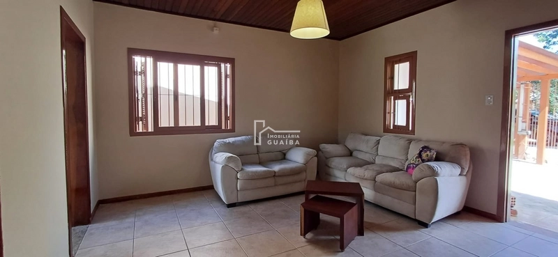 Oportunidade! Casa ampla e aconchegante