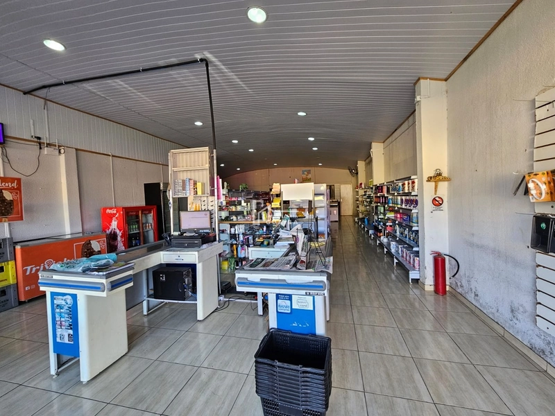 localizado na principal avenida do bairro bom fim.: 6ª foto da galeria de imagens do imóvel