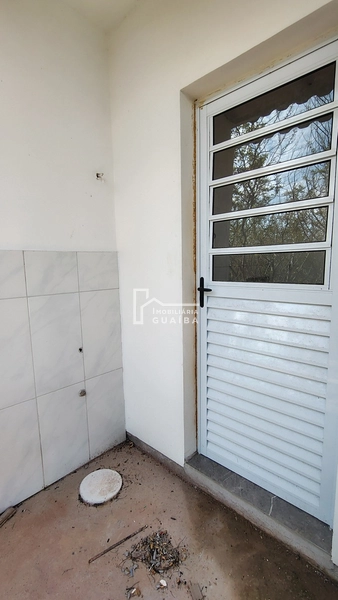 casa com pátio individual: 7ª foto da galeria de imagens do imóvel