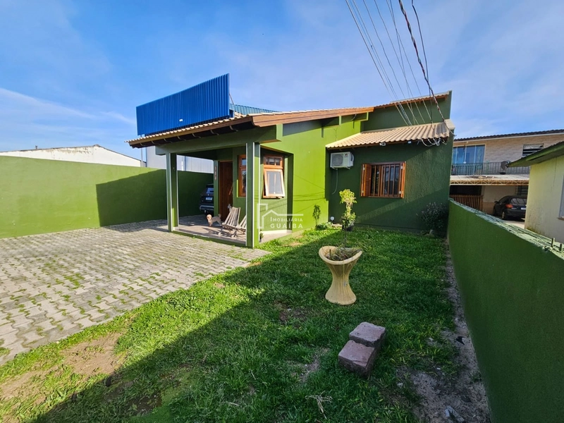 excelente casa na principal rua do bairro: 2ª foto da galeria de imagens do imóvel