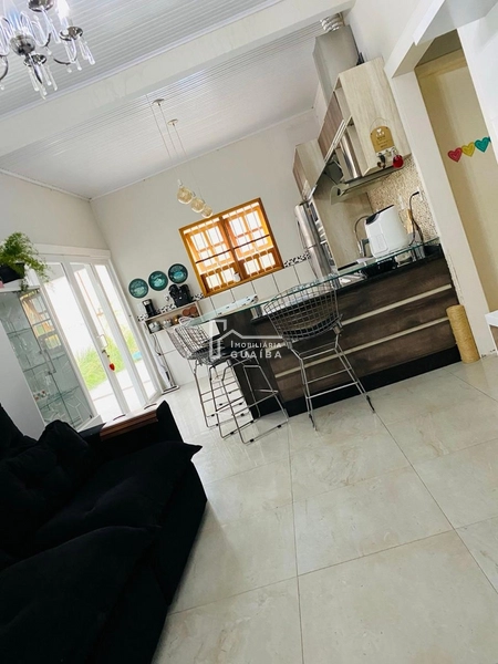 CASA COM PISCINA, BEM ACONCHEGANTE: 5ª foto da galeria de imagens do imóvel