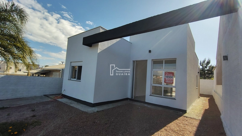 EXCELENTE CASA MODERNA