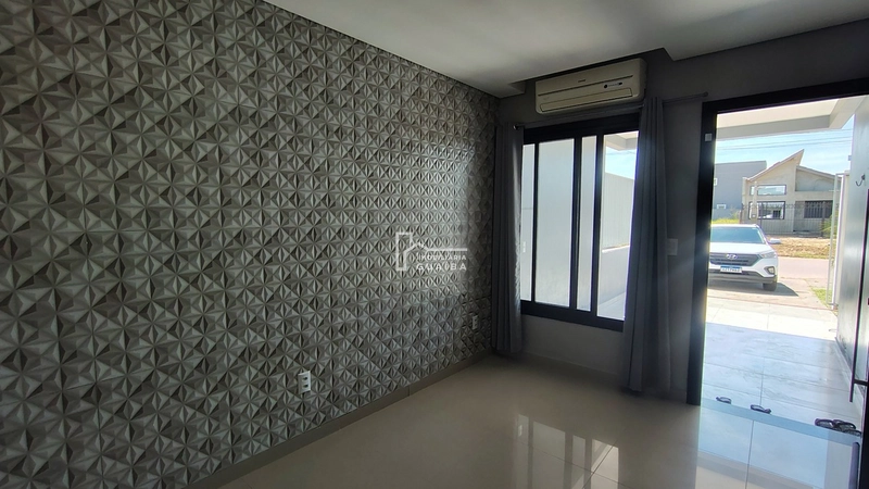 CASA COM 3  DORMITÓRIOS EM TERRENO AMPLO .: 8ª foto da galeria de imagens do imóvel