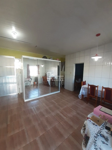 Casa na avenida principal do bairro Santa Rita: 8ª foto da galeria de imagens do imóvel