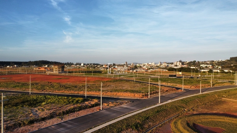 Terreno 200m2: 26ª foto da galeria de imagens do imóvel