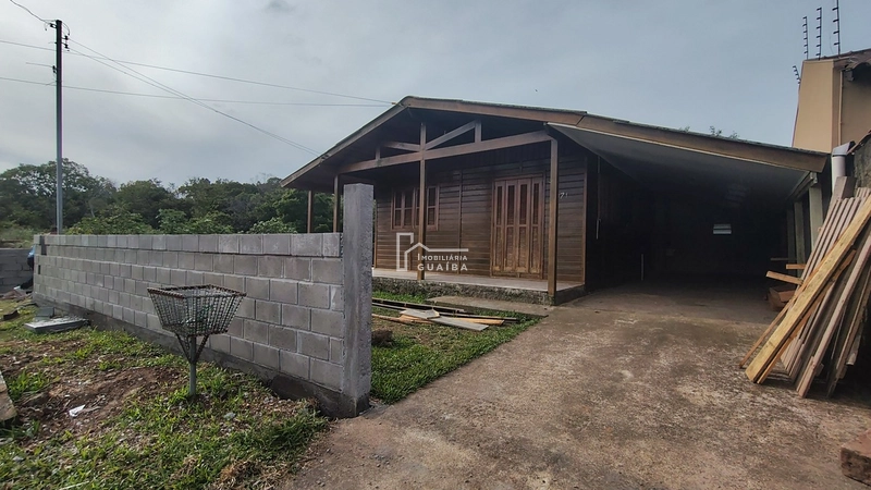 Bela casa de madeira á venda no bairro Jardim dos Lagos -Guaíba -RS: 12ª foto da galeria de imagens do imóvel