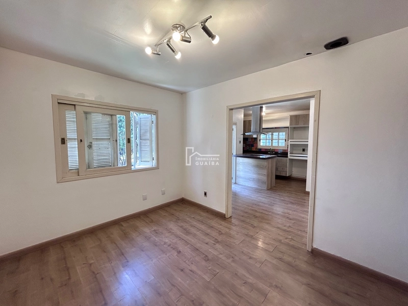 ÓTIMA CASA COM PISCINA!: 3ª foto da galeria de imagens do imóvel