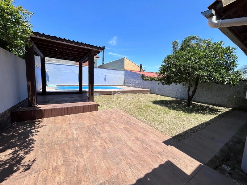 ÓTIMA CASA COM PISCINA!: 16ª foto da galeria de imagens do imóvel