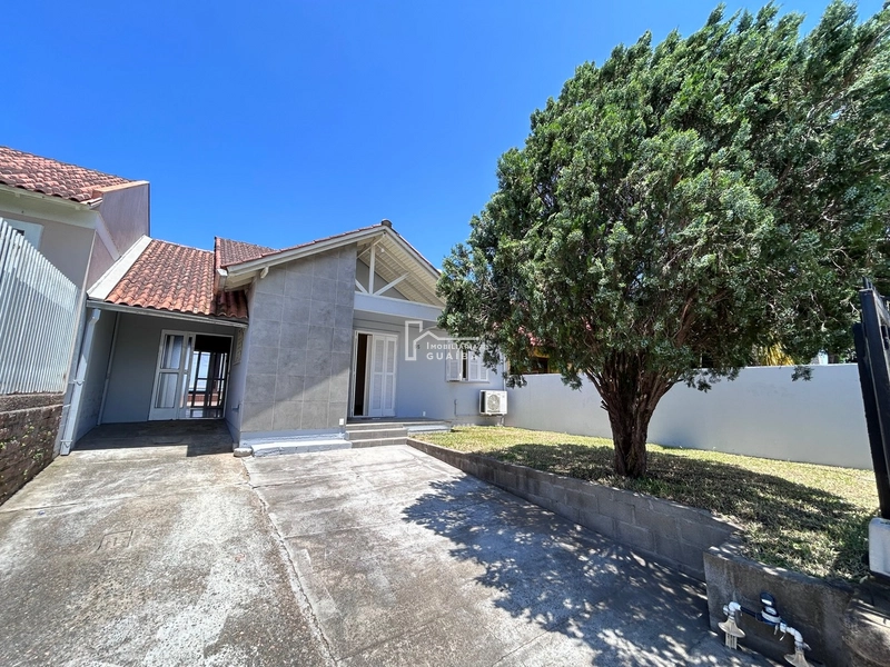 ÓTIMA CASA COM PISCINA!: 2ª foto da galeria de imagens do imóvel