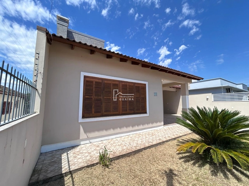 Linda Casa Com Amplo Espaço Para A Família!: 3ª foto da galeria de imagens do imóvel