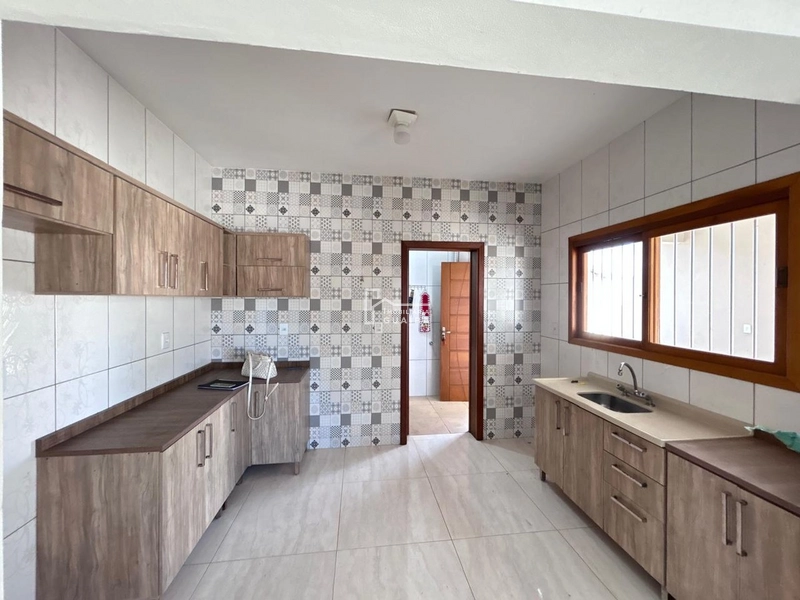 Linda Casa Com Amplo Espaço Para A Família!: 10ª foto da galeria de imagens do imóvel