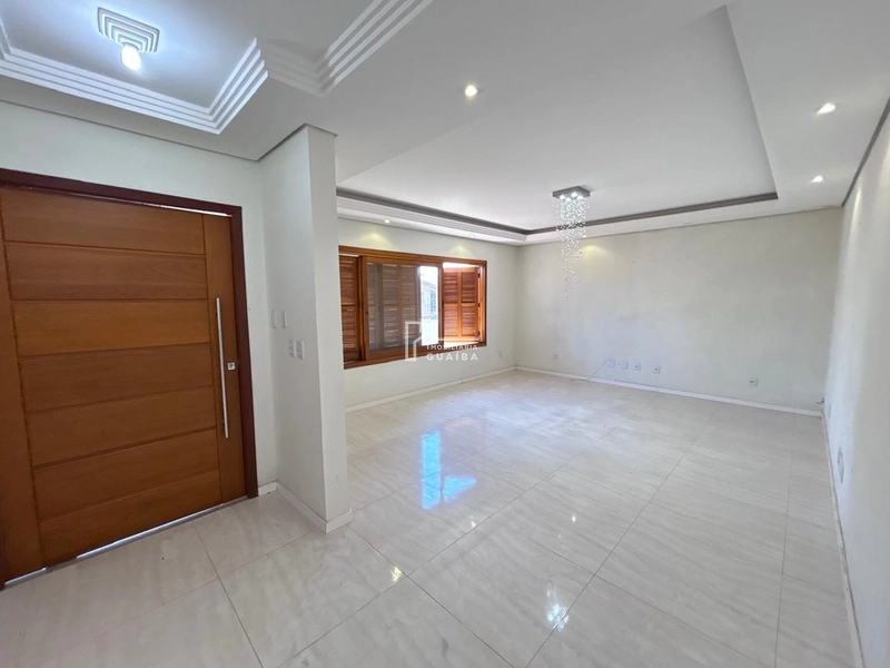 Linda Casa Com Amplo Espaço Para A Família!: 8ª foto da galeria de imagens do imóvel