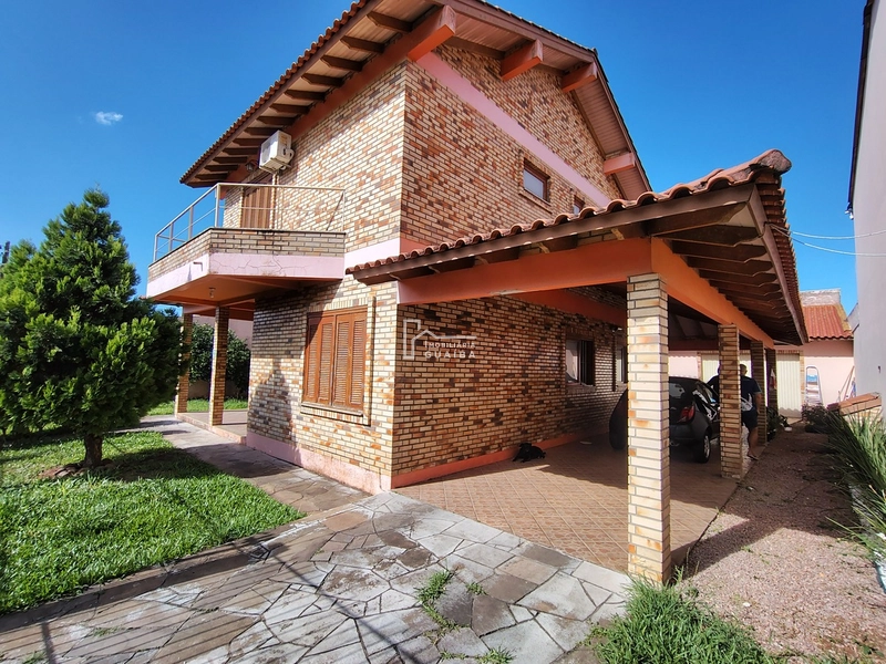 Sobrado a venda em ótima localização com 4 dormitórios: 1ª foto da galeria de imagens do imóvel