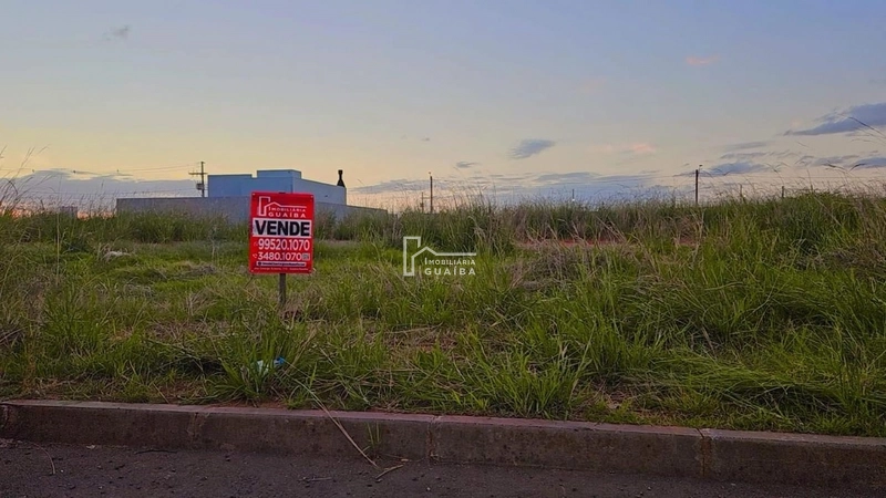 Na Av. principal do bairro Guaíba Park: 5ª foto da galeria de imagens do imóvel