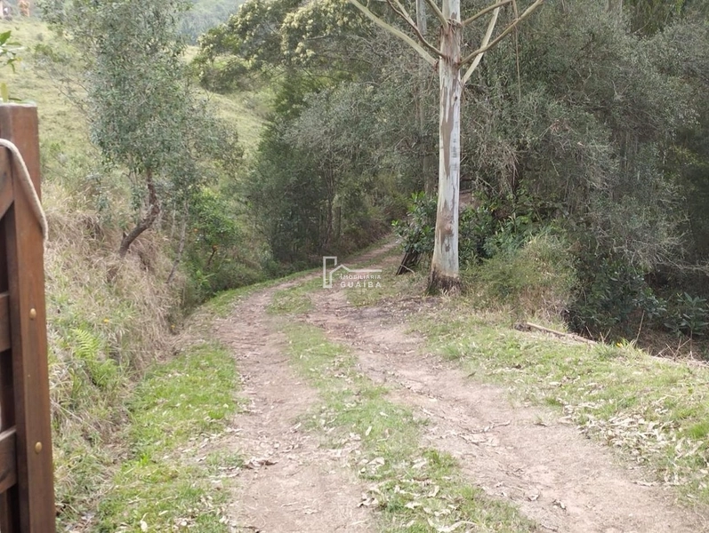 Sítio pronto  para moradia: 5ª foto da galeria de imagens do imóvel