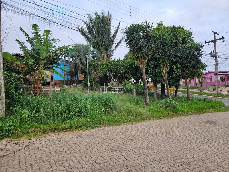 terreno de esquina: 7ª foto da galeria de imagens do imóvel