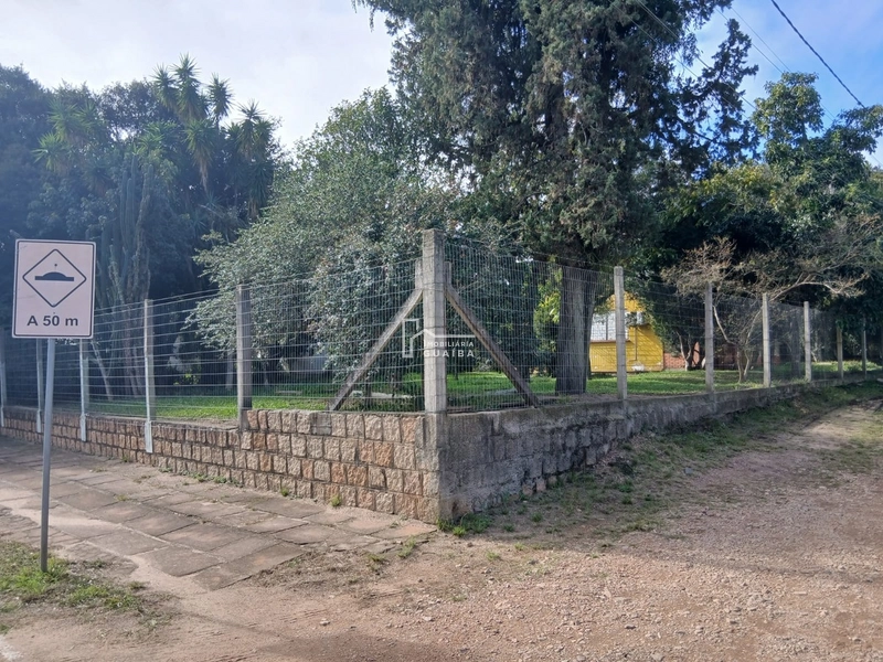 Excelente Terreno de Esquina: 5ª foto da galeria de imagens do imóvel