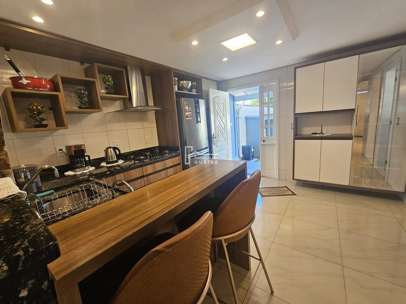 Belíssima casa totalmente mobiliada.: 6ª foto da galeria de imagens do imóvel