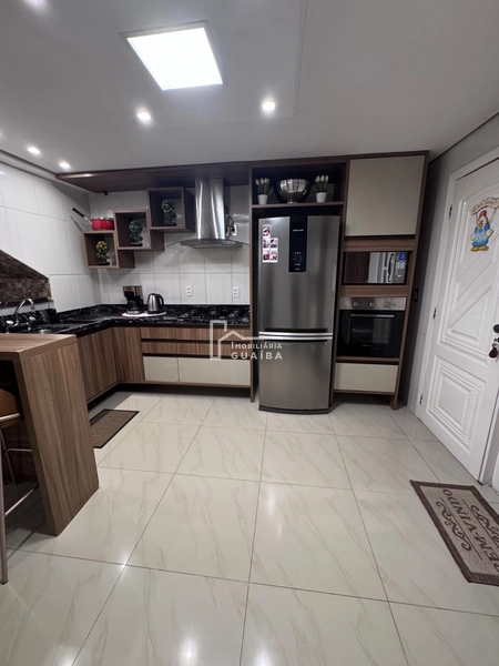 Belíssima casa totalmente mobiliada.: 9ª foto da galeria de imagens do imóvel
